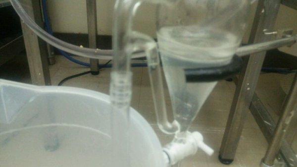 画像1: 精油と芳香蒸留水の受託加工致します。
